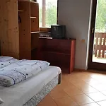 Alma * Nová Pec
